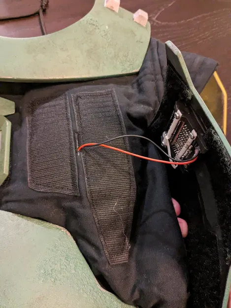 Giá đỡ hiển thị ngực Boba Fett cho Westaby Electronics - Image 2