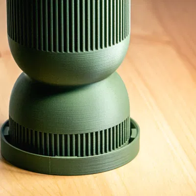 Chậu cây hình đồng hồ cát phong cách hiện đại giữa thế kỷ