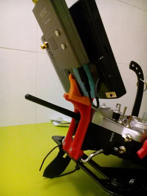 Bộ điều chỉnh 45º cho giá đỡ màn hình FPV Taranis FrSky - Image 3