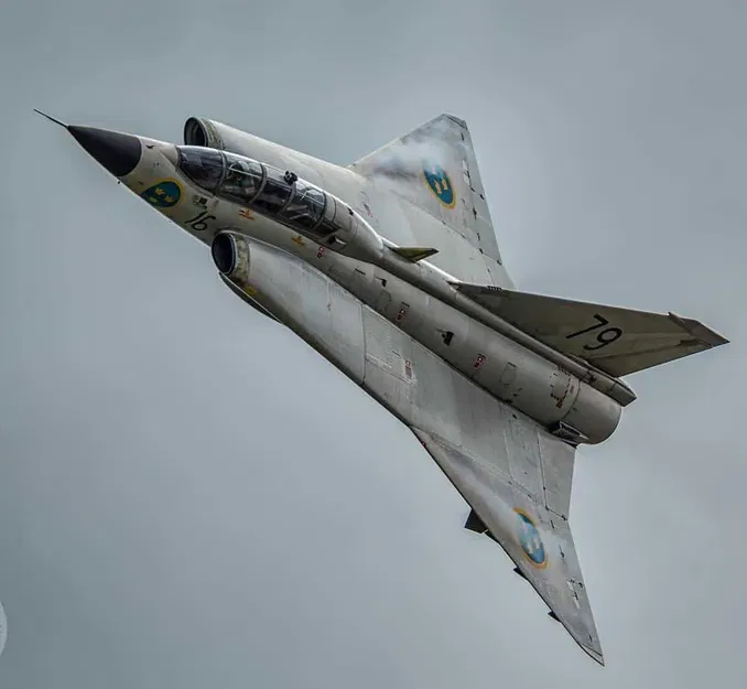 Mô hình J35 Draken micro jet fighter in tại chỗ - Image 5