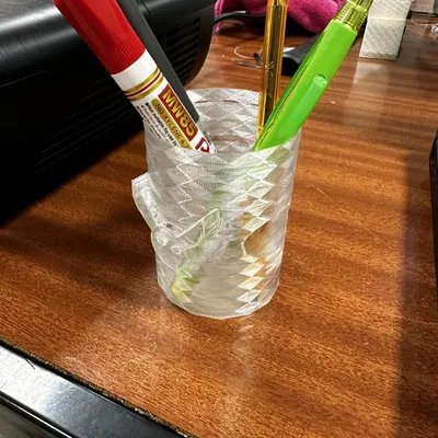 Cốc để bút với hình ảnh Ratchet và Clank