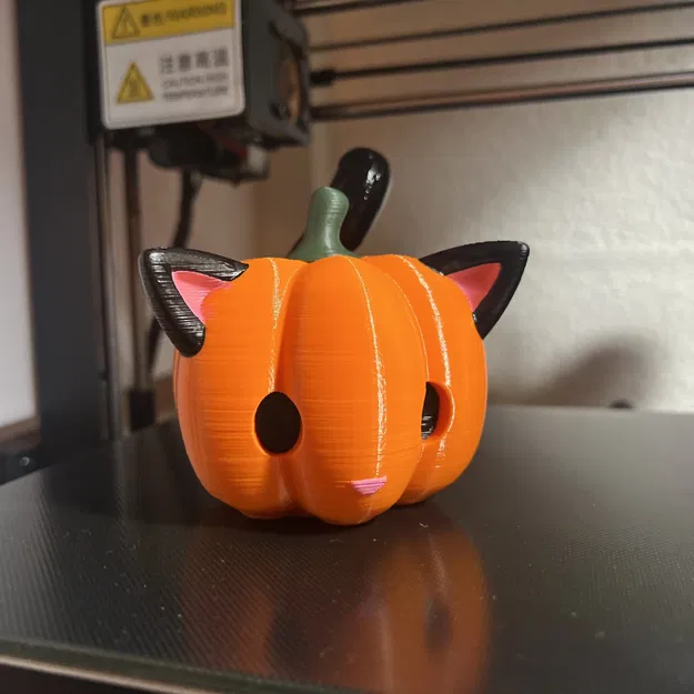 Bí ngô lớn với mũi dễ thương - Image 1