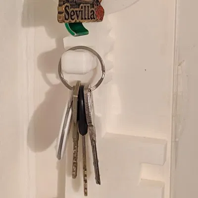 Móc treo chìa khóa tiện lợi cho ngôi nhà