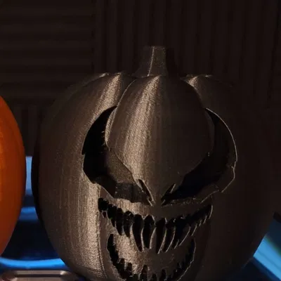 Quả bí ngô Venom độc đáo cho Halloween