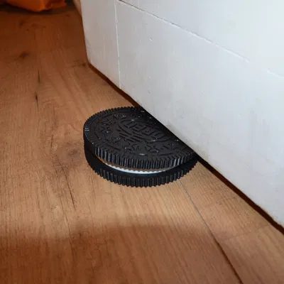 Cái chặn cửa hình bánh Oreo