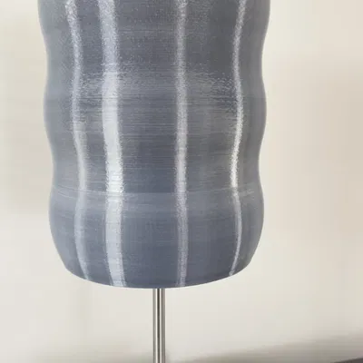 Chao đèn với họa tiết sóng độc đáo