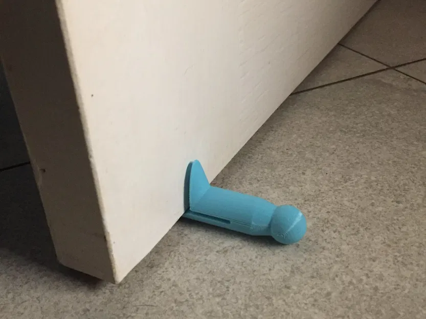 Cọc gỗ chặn cửa kiểu cũ - Image 1