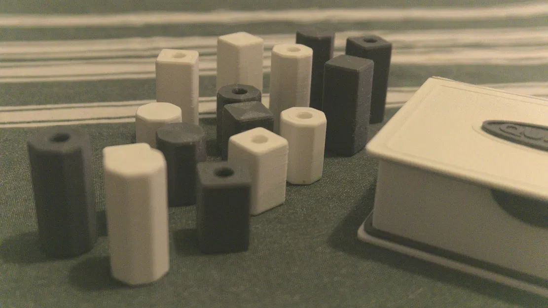 Bộ trò chơi cờ Quarto với hộp và quân cờ in 3D - Image 2