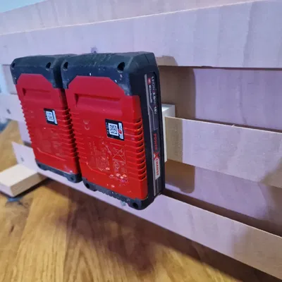 Giá đỡ pin 18V Einhell cho tường cleat Pháp