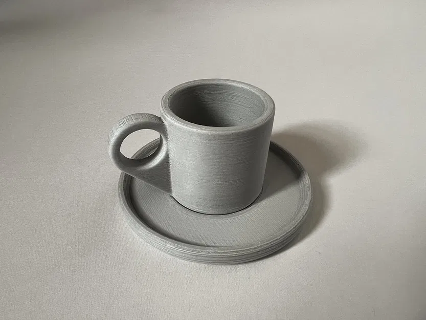 Cốc espresso đơn giản nhưng thanh lịch với đĩa lót - Image 1