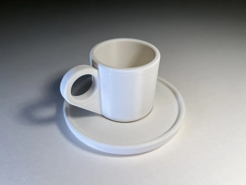 Cốc espresso đơn giản nhưng thanh lịch với đĩa lót - Image 2