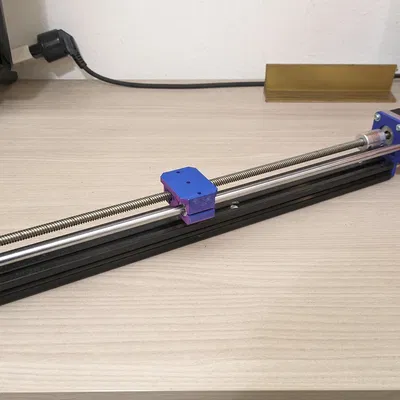 Trục tuyến tính với động cơ Nema 17 từ máy in 3D cũ