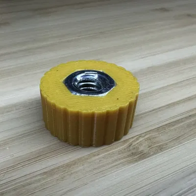 Núm vặn thấp với đai ốc 1/4'' được giữ chặt