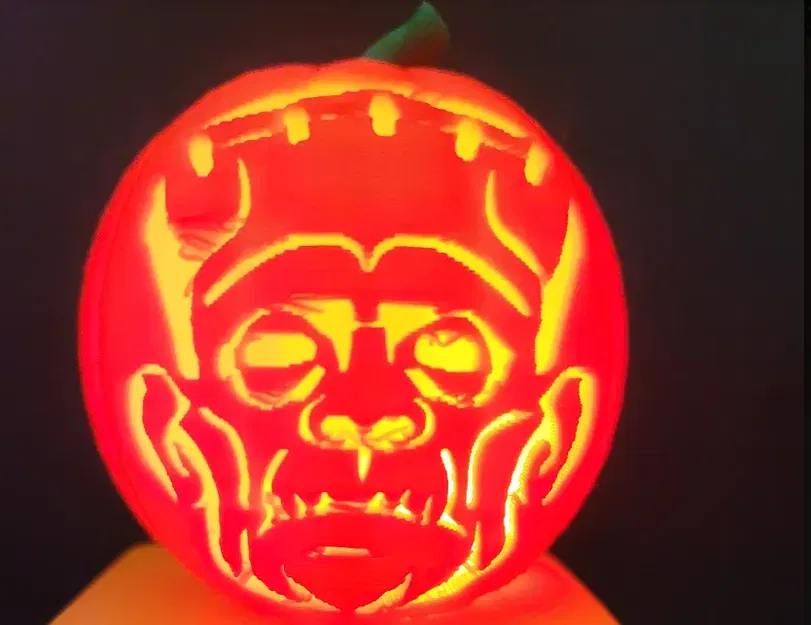 Quái vật bí ngô Franky với mặt Frankenstein có đèn LED - Image 3