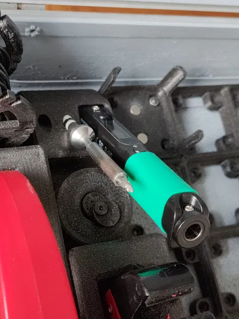 Giá đỡ Pinecil Gridfinity với hai đầu và cuộn hàn - Image 3