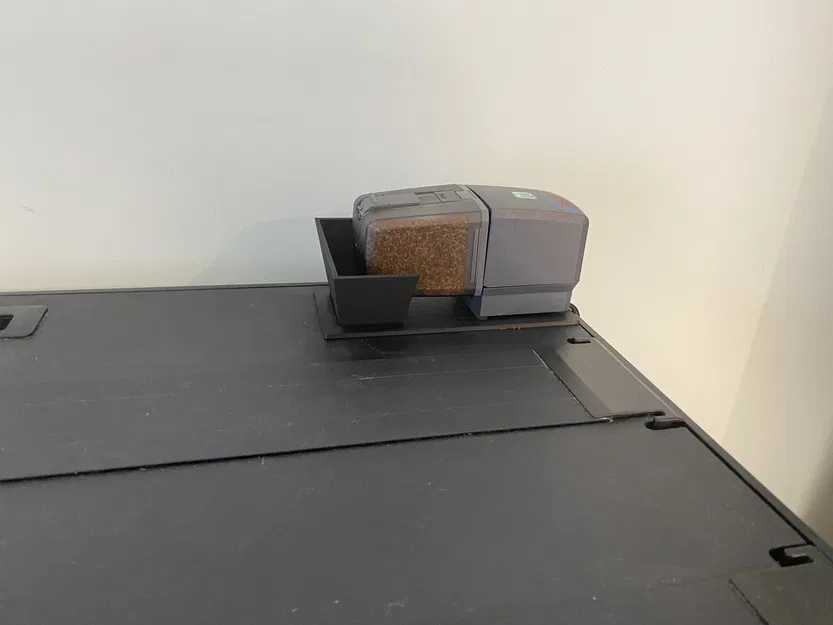 Giá đỡ EHEIM autofeeder+ cho bể cá Juwel - Image 1