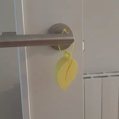 Giá đỡ cửa hình chiếc lá đơn giản