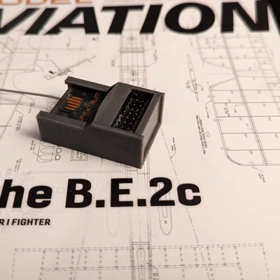 Giá đỡ cho bộ thu Spektrum AR631 trong máy bay RC