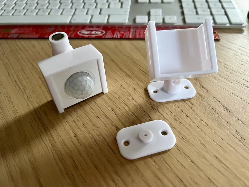 Giá đỡ cảm biến chuyển động Zigbee Sonoff SNZB-03 - Image 1