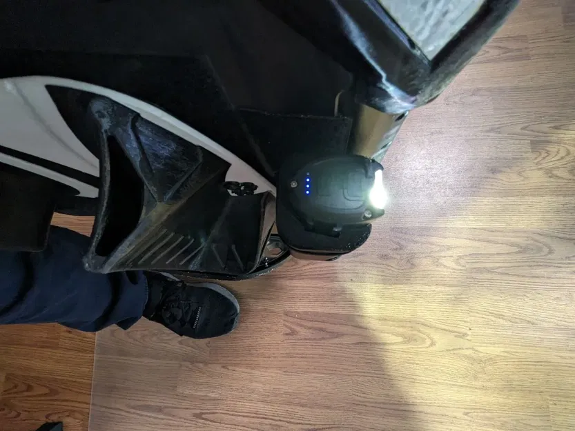 Đèn chiếu sáng EUC với tùy chọn dây buộc - Image 2