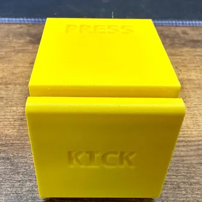 Giá đỡ cửa Kicky dễ dàng in tại chỗ và sử dụng chân