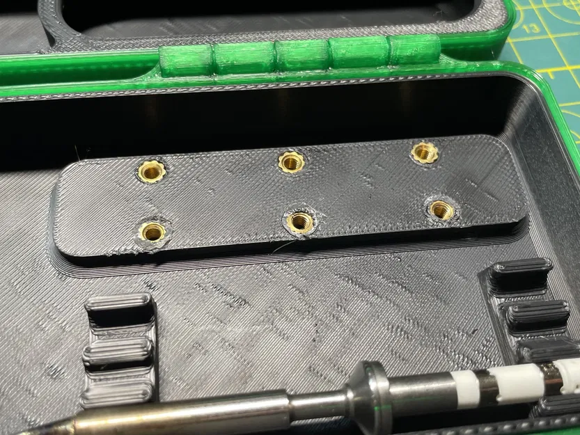 Hộp đựng đầu bút Pinecil với chỗ để đầu thay thế - Image 3