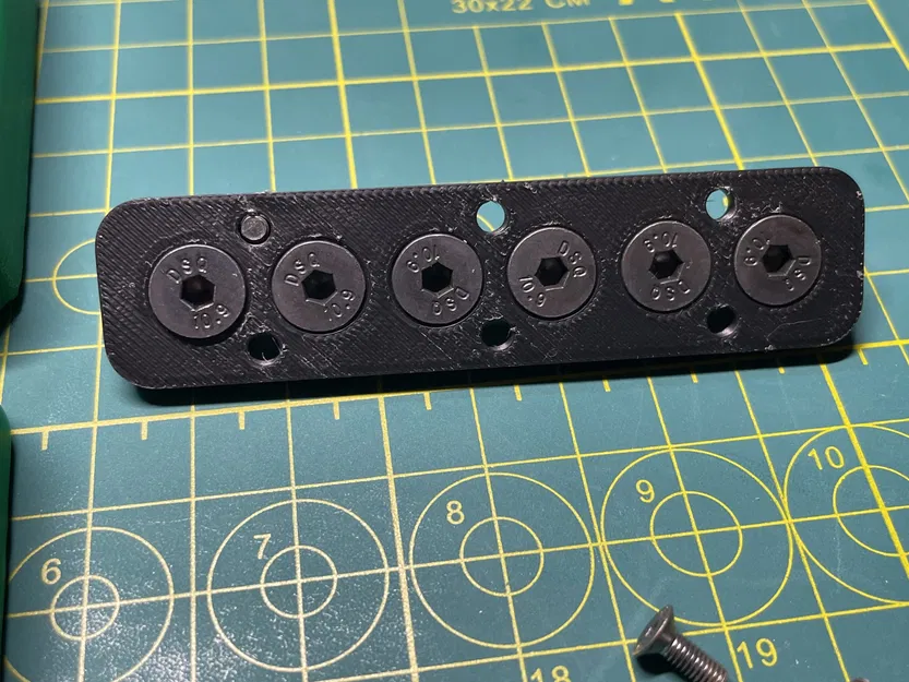 Hộp đựng đầu bút Pinecil với chỗ để đầu thay thế - Image 4