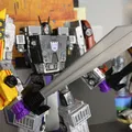 Kiếm Menasor từ Transformers Legacy - Thumbnail 1