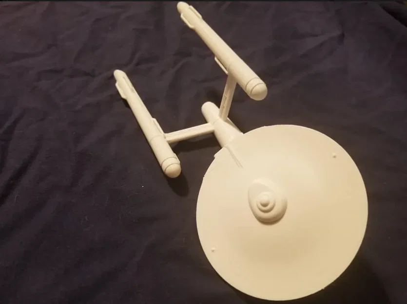Mô hình tàu vũ trụ Enterprise 1701 trong Star Trek Original Series - Image 1