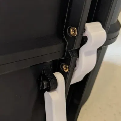 Bộ đựng ly whisky Glencairn cho 6 ly và đồ dùng văn phòng