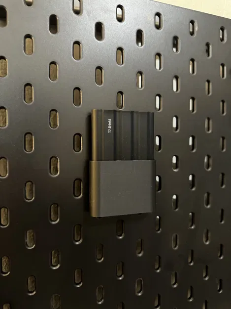 Giá đỡ Skadis cho ổ cứng Samsung T7 Shield - Image 1