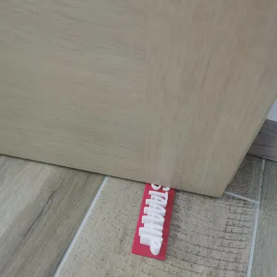 Cái chặn cửa STAAAHP với thiết kế đơn giản và tiện lợi