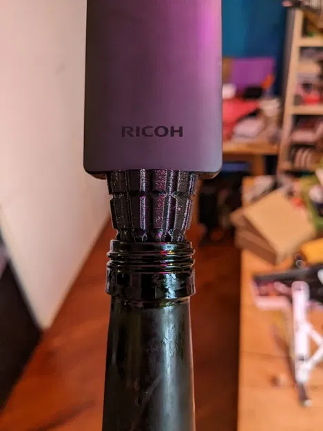 Giá đỡ camera 360 độ dạng nắp chai bia PANal PLUG - Image 4