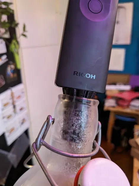 Giá đỡ camera 360 độ dạng nắp chai bia PANal PLUG - Image 9