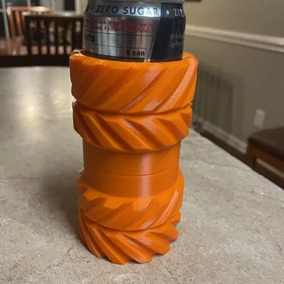 Giá đỡ lon nước uống theo chủ đề Voron