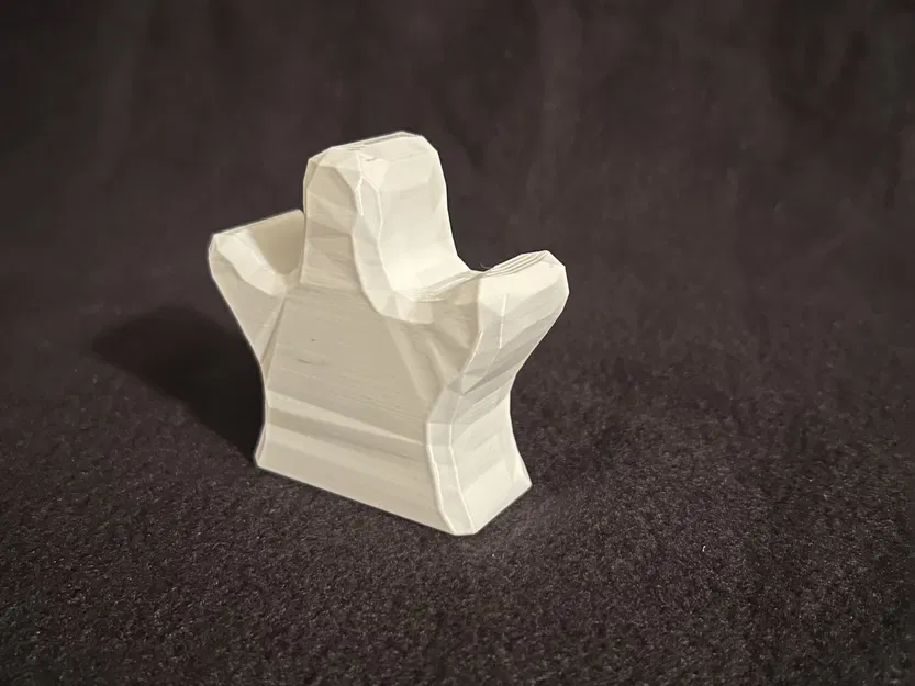 Ma thấp poly nói "boo" cho trang trí Halloween - Image 1