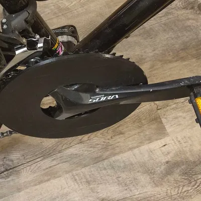 Bảo vệ đĩa xích cho bộ truyền động Shimano Sora 2x9