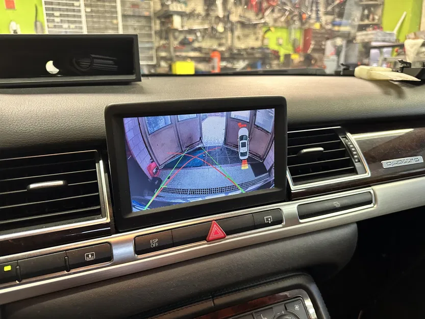 Giá đỡ camera đỗ xe đa năng cho Audi A8 D3 4E - Image 2