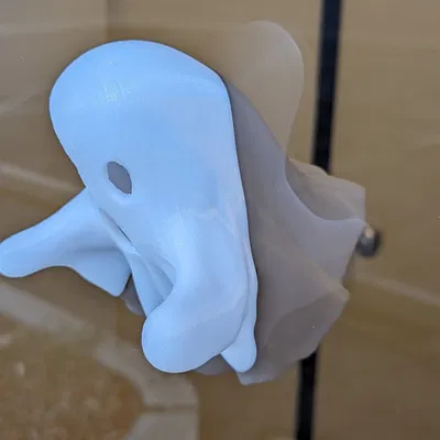 Đèn ma treo cửa sổ cực kỳ đáng sợ