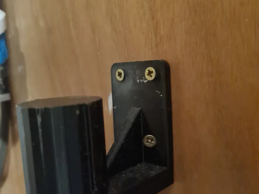 Giá đỡ gắn tường cho phụ kiện máy hút bụi Hoogo - Image 1