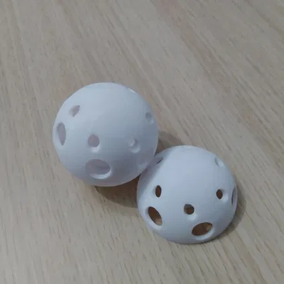 Máy phát thức ăn cho mèo dạng bóng chơi