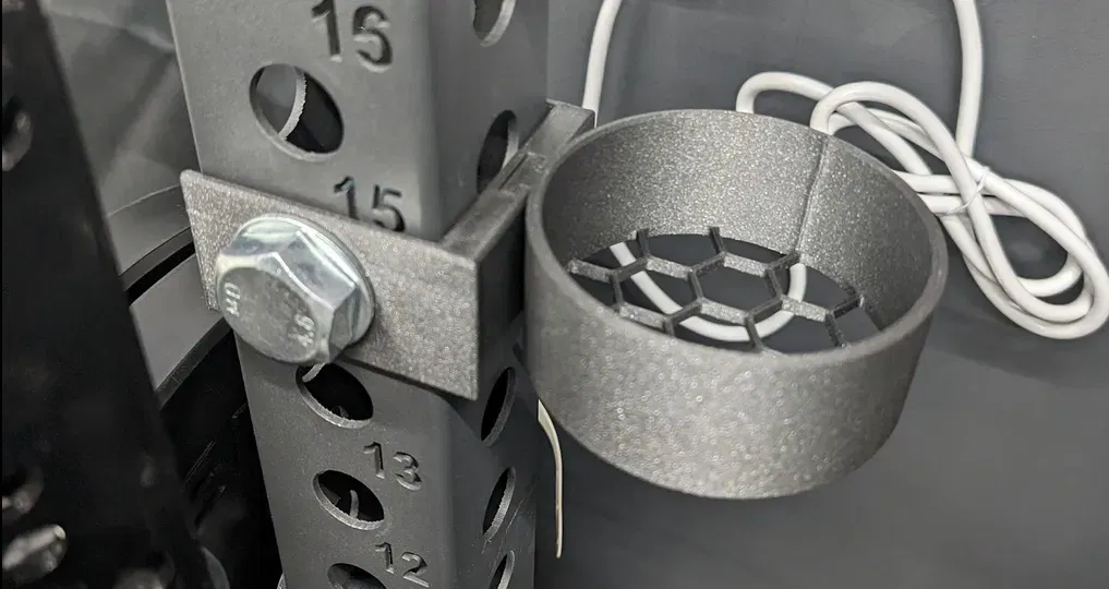 Giá đỡ điện thoại lắp trên giá tập squat modular - Image 2