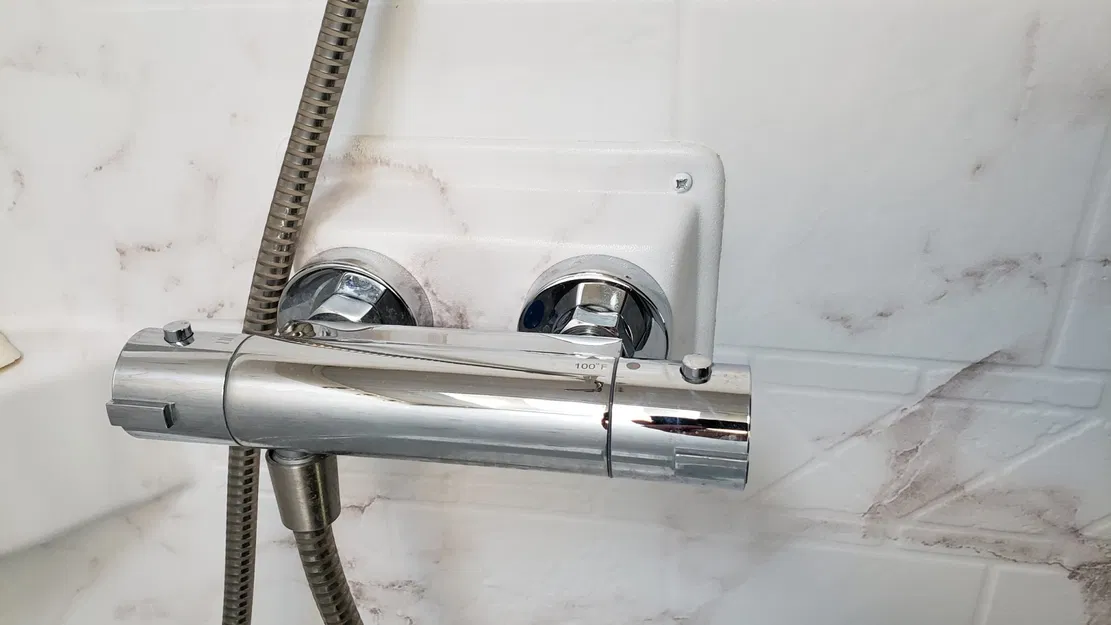 Van tắm nhiệt độ và giá treo ống cho xe RV - Image 1