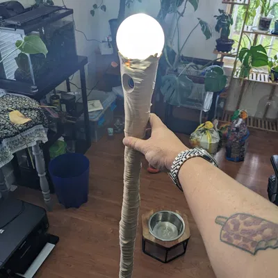 Gậy phép thuật phát sáng cho cosplay phù thủy