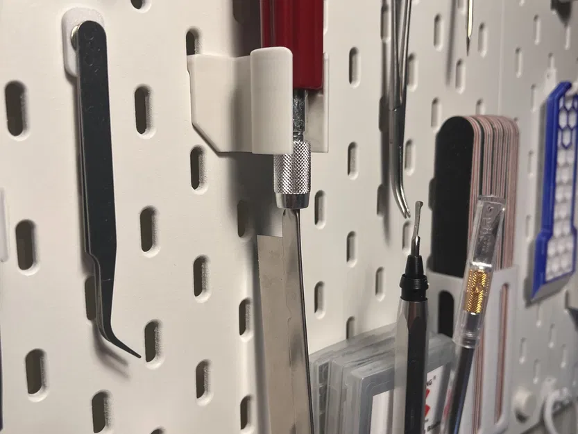 Giá đỡ cưa X-ACTO Skadis cho không gian làm việc - Image 1