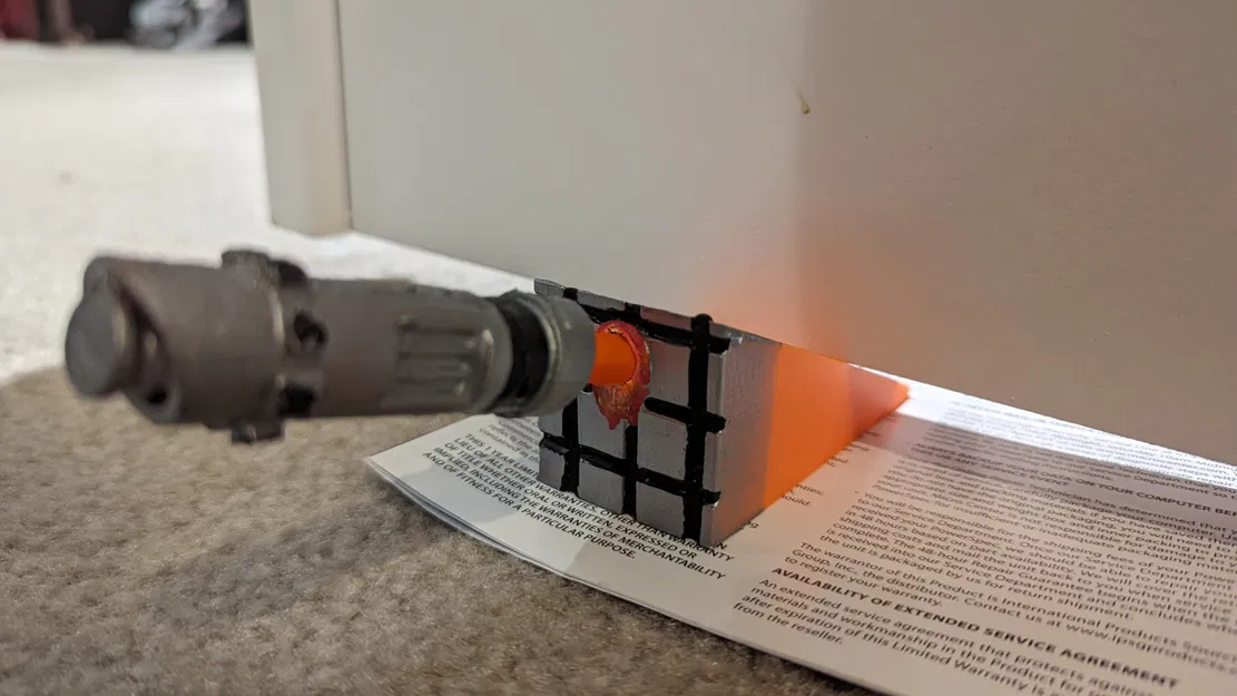 Giá đỡ cửa hình kiếm ánh sáng Star Wars - Image 2