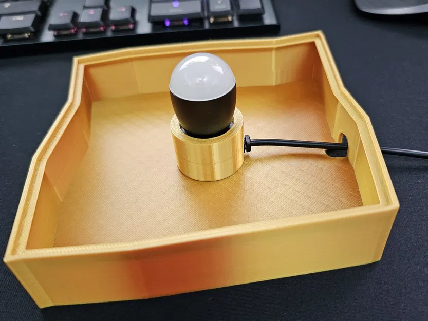 Giá đỡ đơn giản cho đèn Cube High Poly từ LoboCNC - Image 1