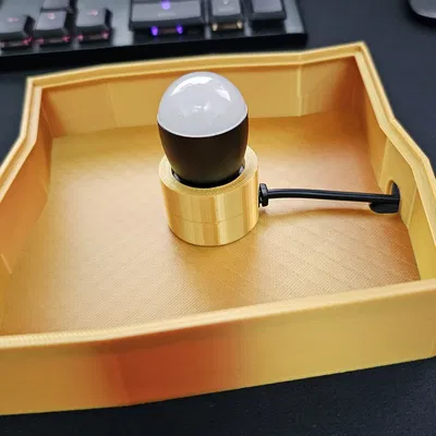 Giá đỡ đơn giản cho đèn Cube High Poly từ LoboCNC