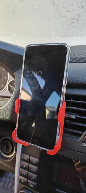 Giá đỡ điện thoại Nothing Phone 2 cho ô tô (có ốp) - Image 1