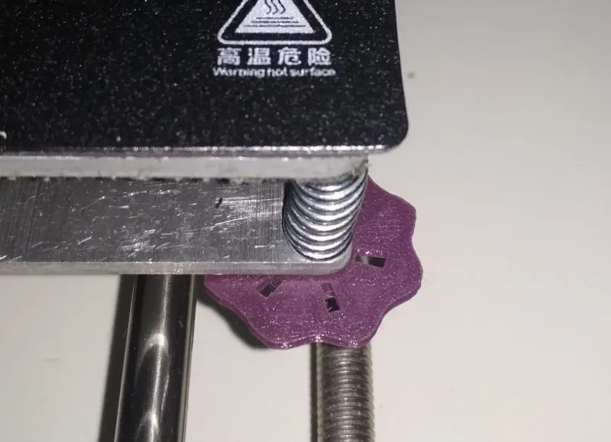 Bánh xe điều chỉnh cho giường in 3D - Image 1